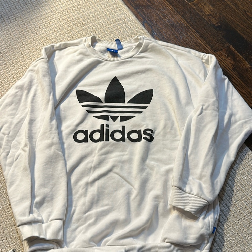 Adidas classic Medium crew sweatshirt. White.